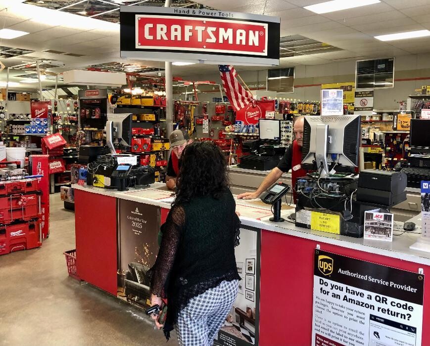 Images Harris Lumber & Hardware Inc