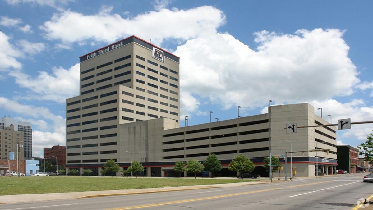 Images Vineyard Financial