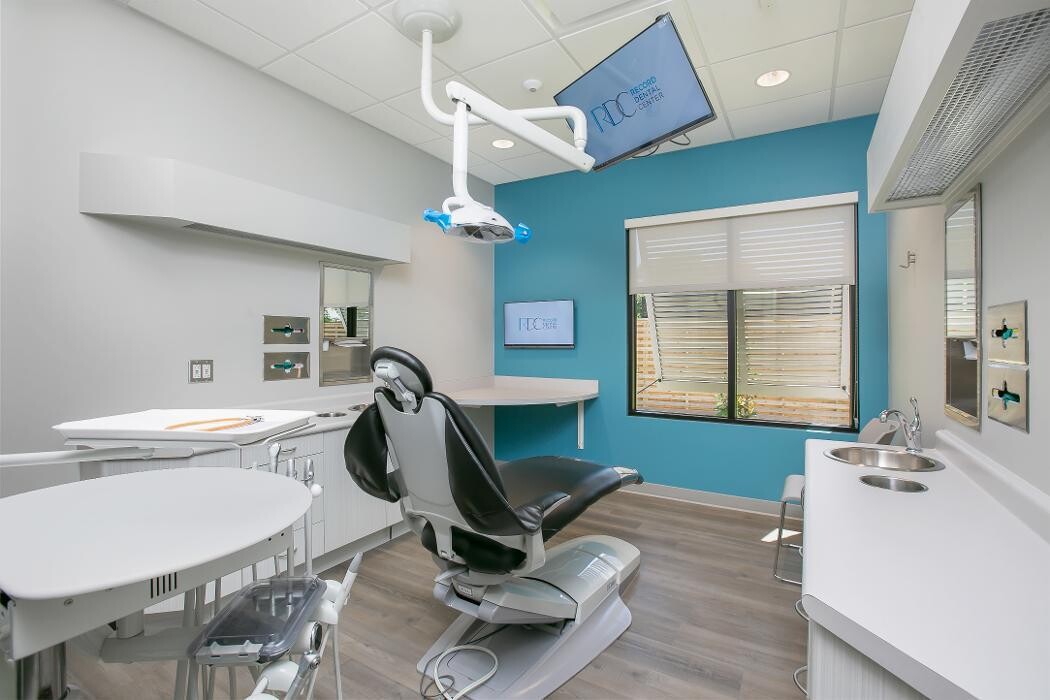 Images Record Dental Center