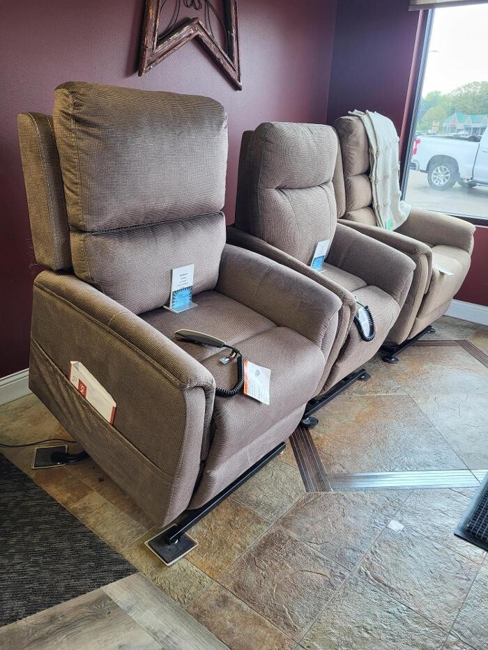 Images Davis Home Furnishings & Flooring