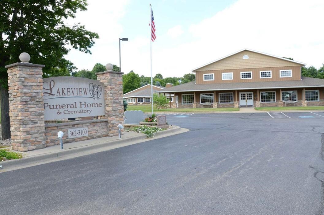 Images Lakeview Funeral Home & Crematory