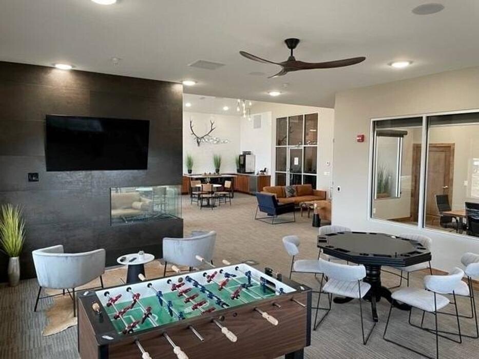 Images Tallgrass Apartments