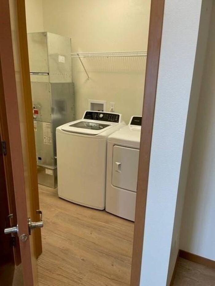 Images Tallgrass Apartments