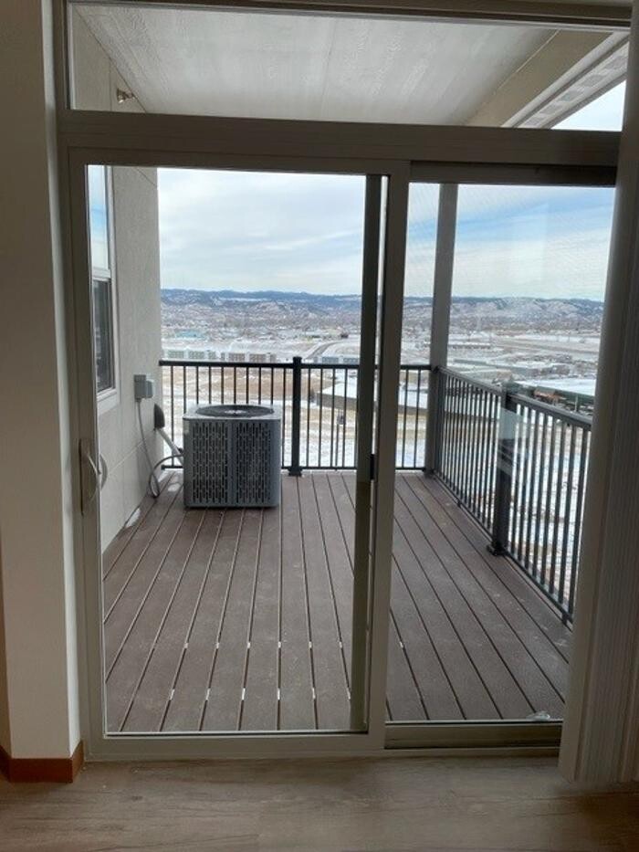 Images Tallgrass Apartments