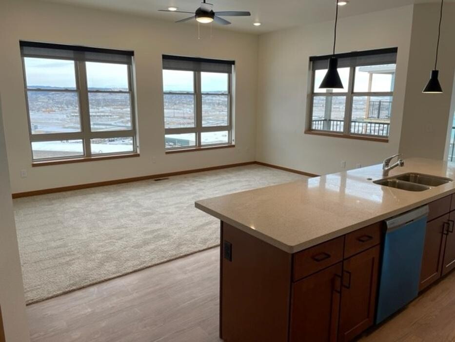 Images Tallgrass Apartments