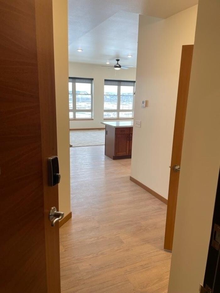 Images Tallgrass Apartments