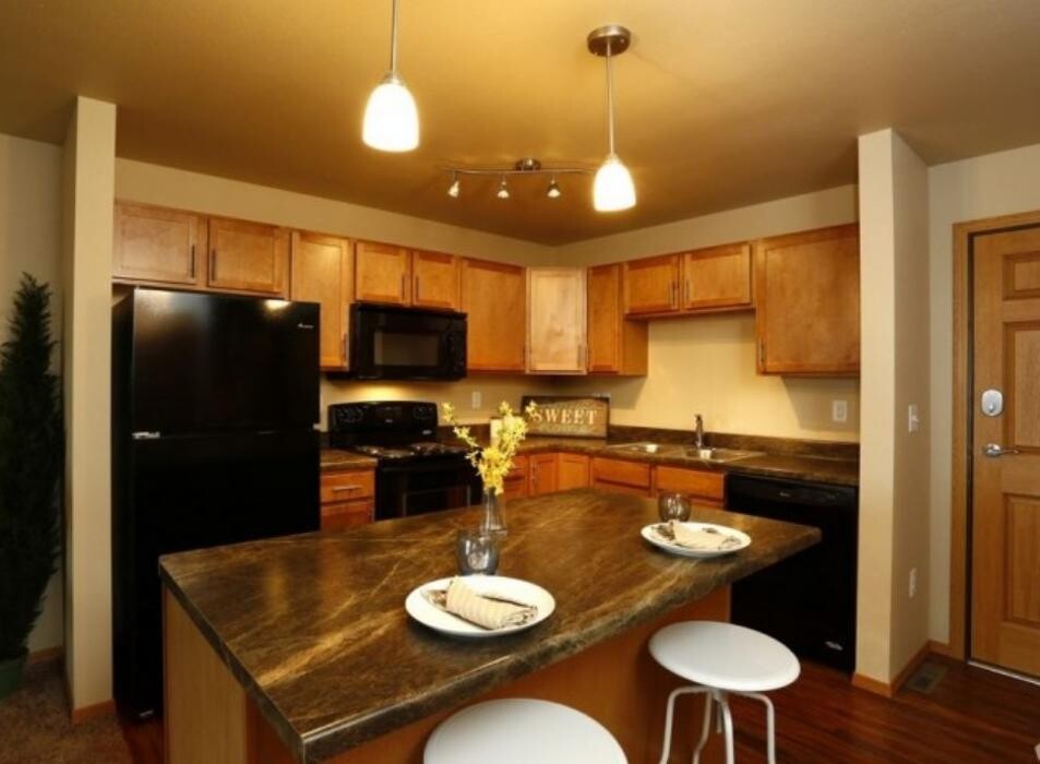 Images Copper Ridge Apartments