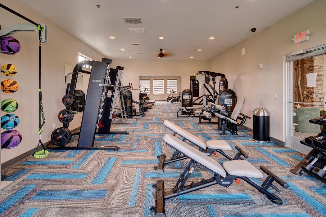 Images Copper Ridge Apartments