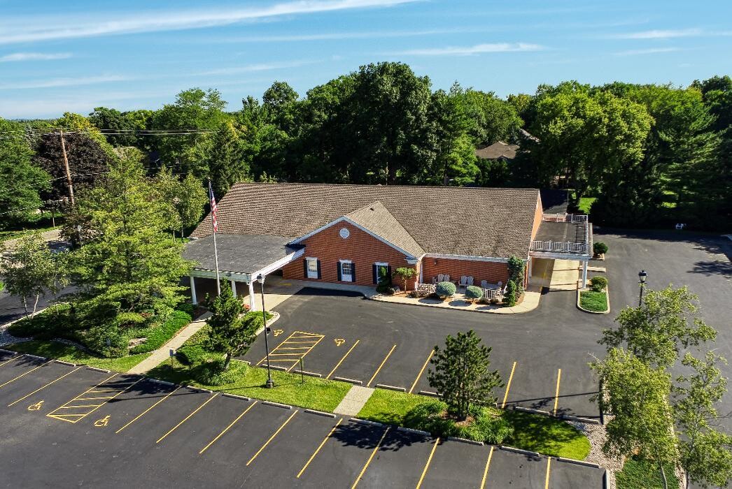 Images Daniels Family Funeral Home & Crematory