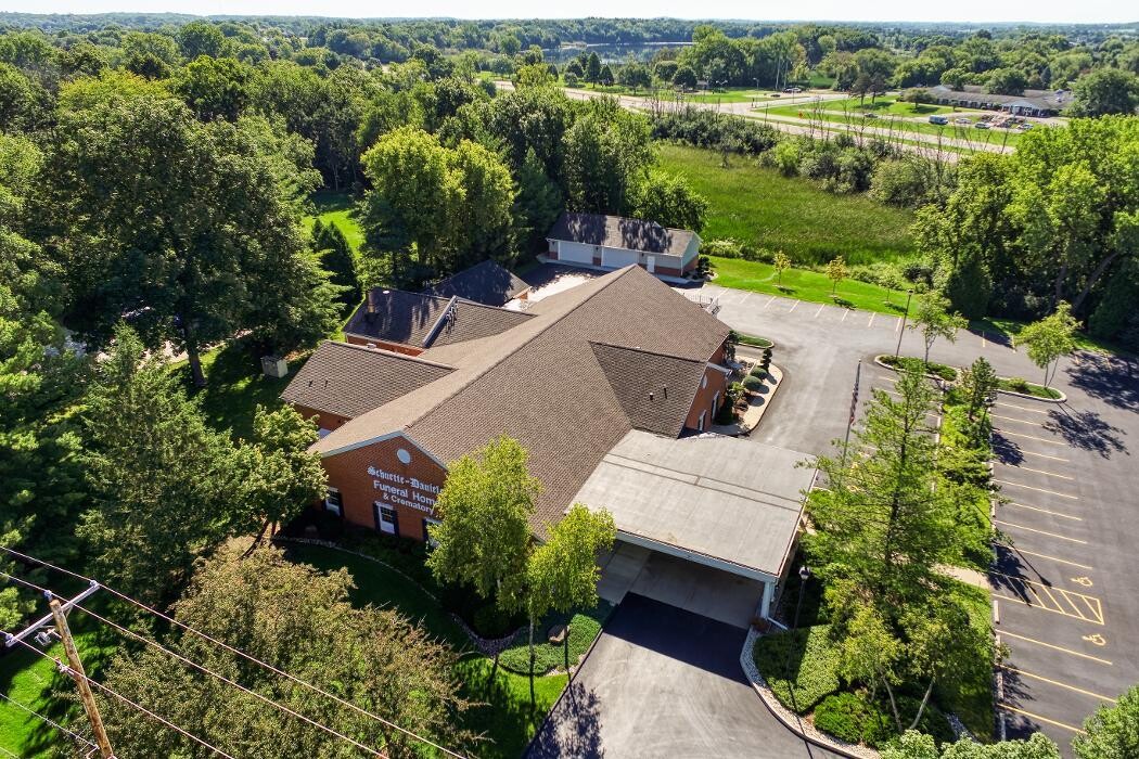 Images Daniels Family Funeral Home & Crematory