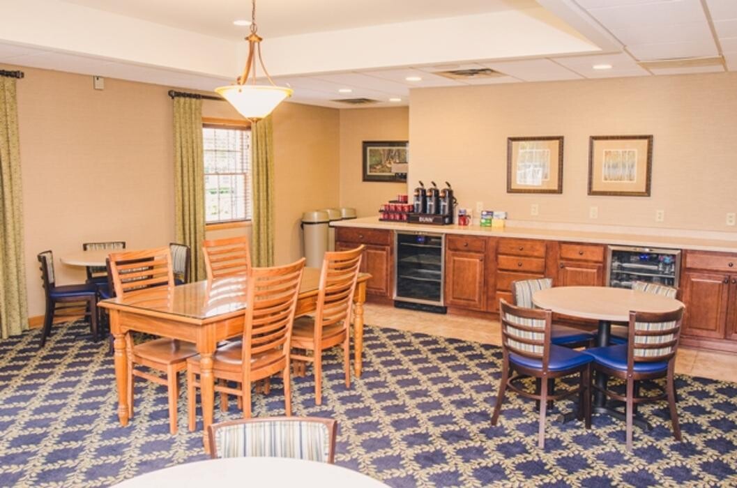 Images Daniels Family Funeral Home & Crematory