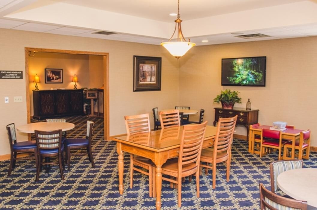 Images Daniels Family Funeral Home & Crematory