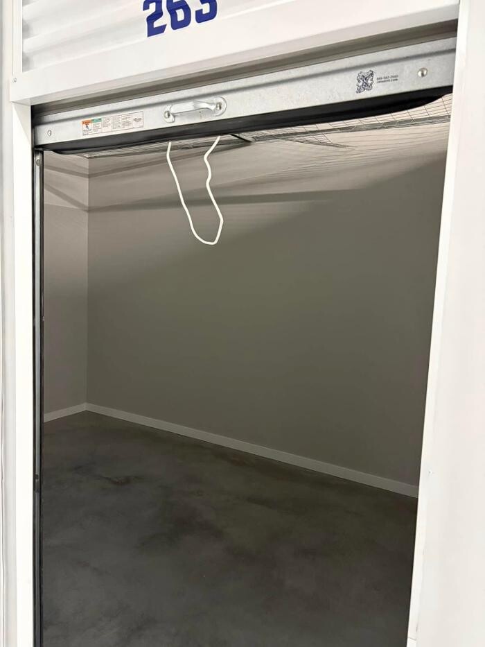 Images Plaza Self Storage, LLC