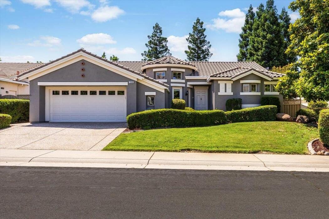 Images Carolan Properties