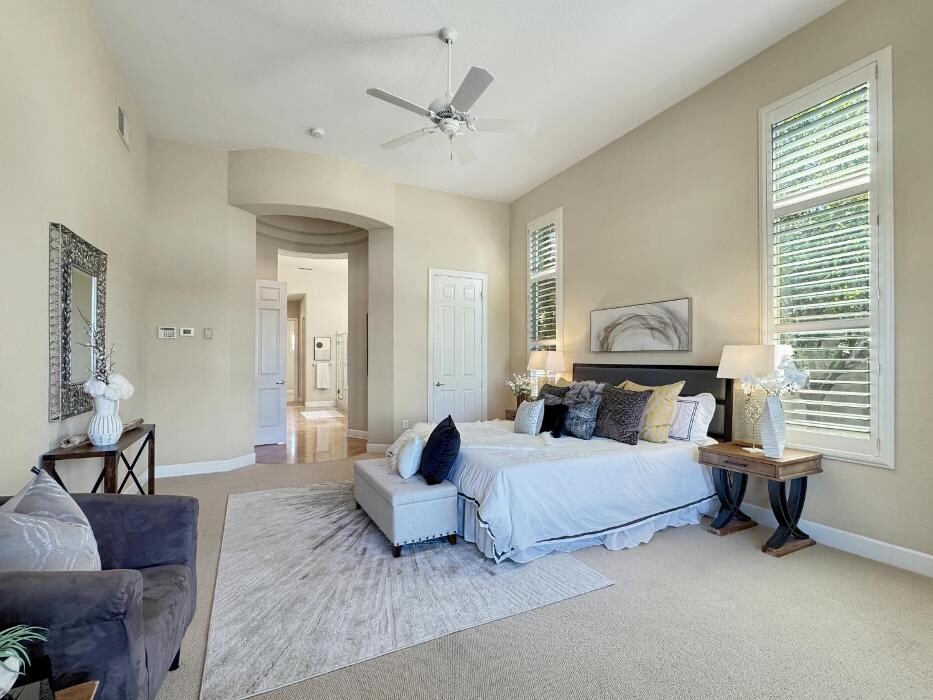 Images Carolan Properties