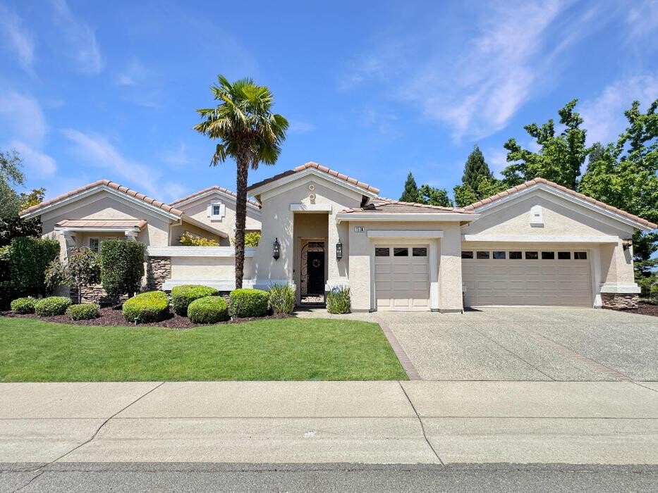 Images Carolan Properties