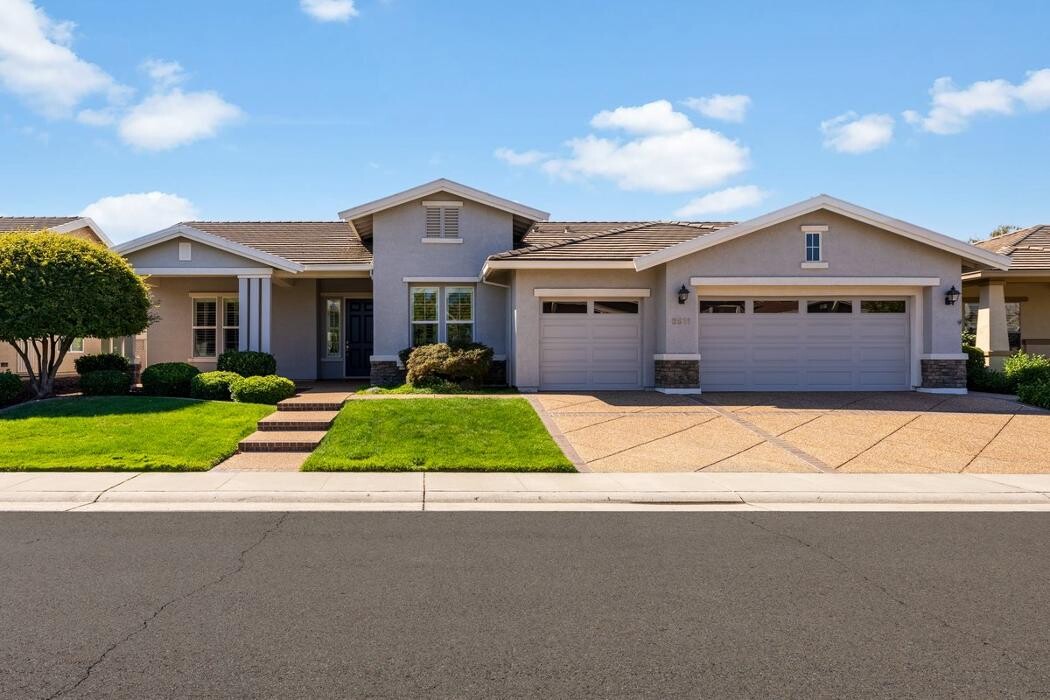 Images Carolan Properties