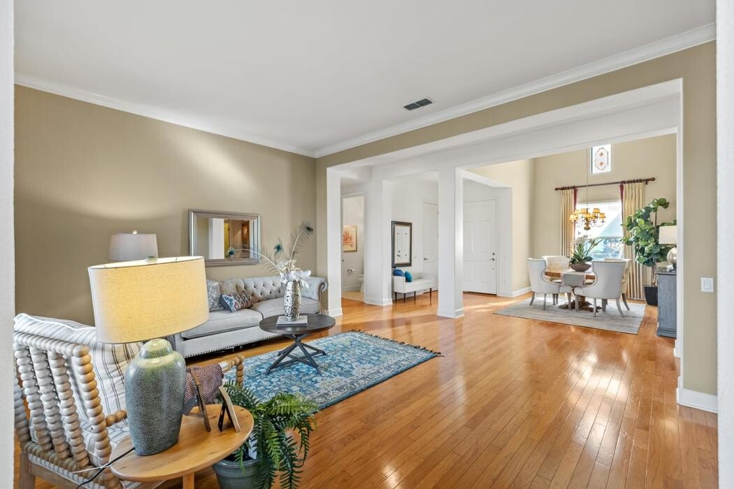 Images Carolan Properties