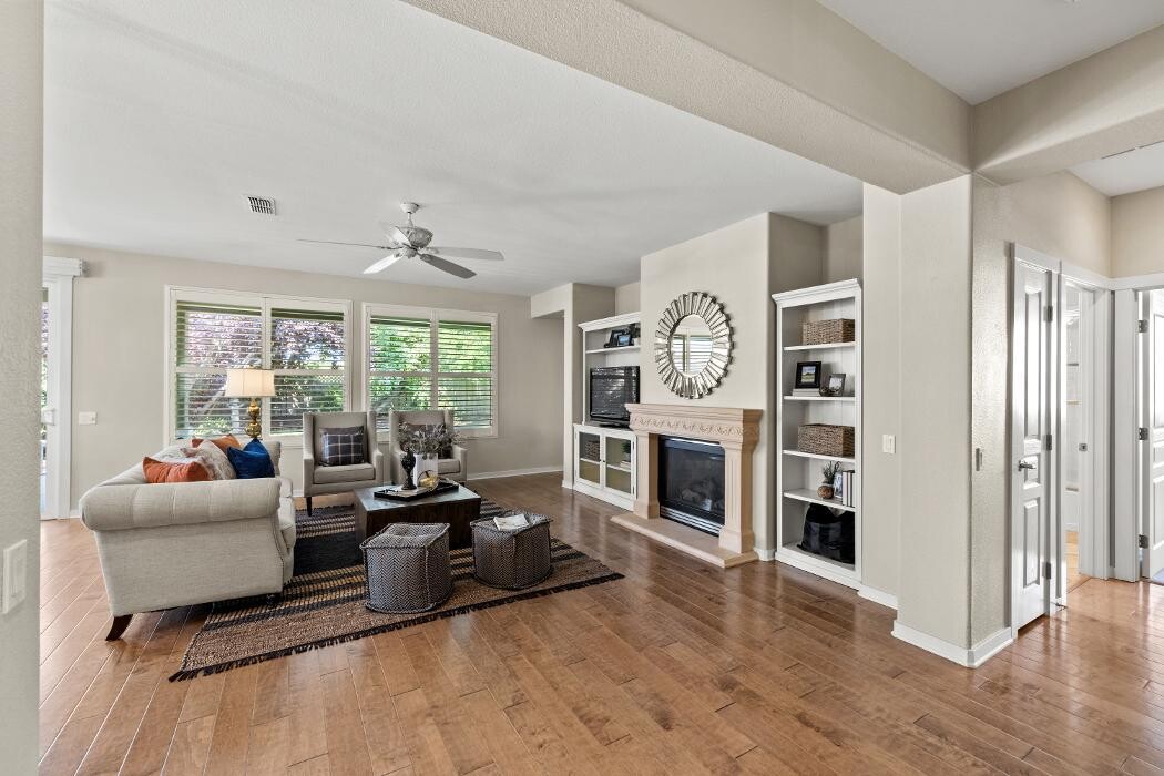Images Carolan Properties