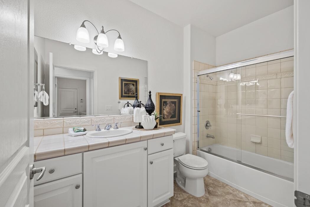 Images Carolan Properties