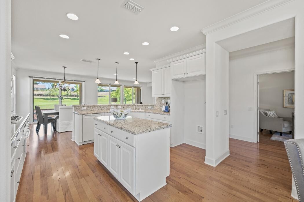 Images Carolan Properties