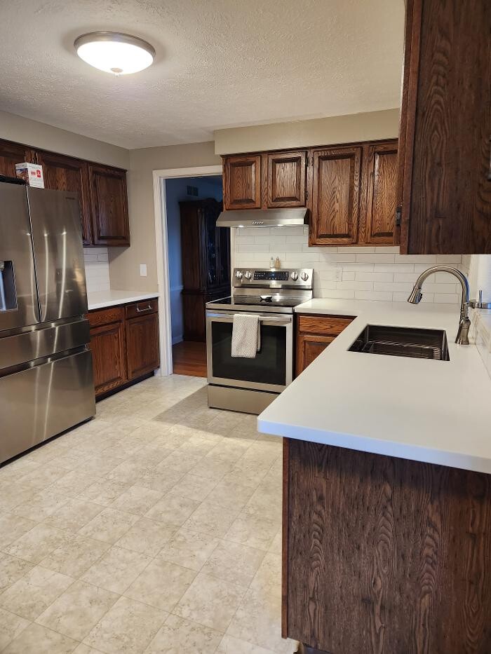 Images Solid Surfaces NY Granite & Quartz Countertops