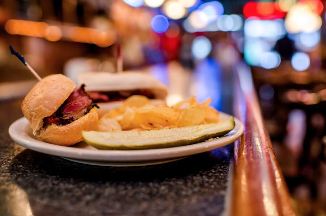 Images Bonzer's Sandwich Pub