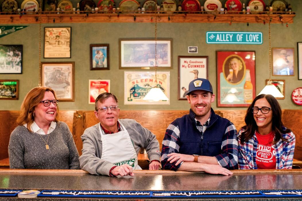 Images Bonzer's Sandwich Pub