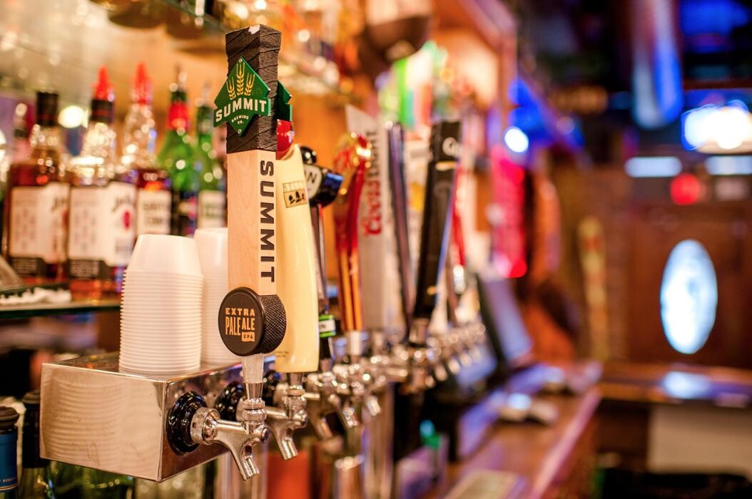 Images Bonzer's Sandwich Pub