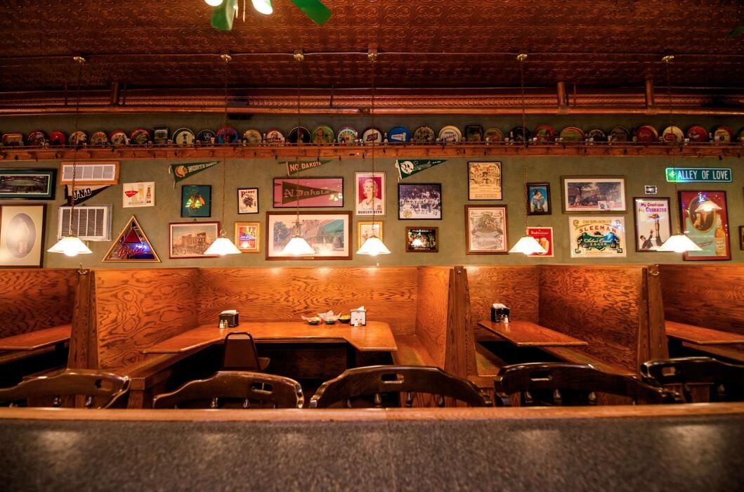 Images Bonzer's Sandwich Pub