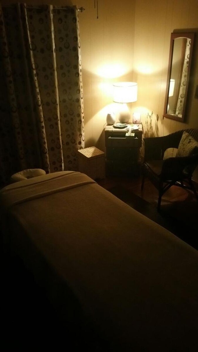 Images Genesis Massage Studio