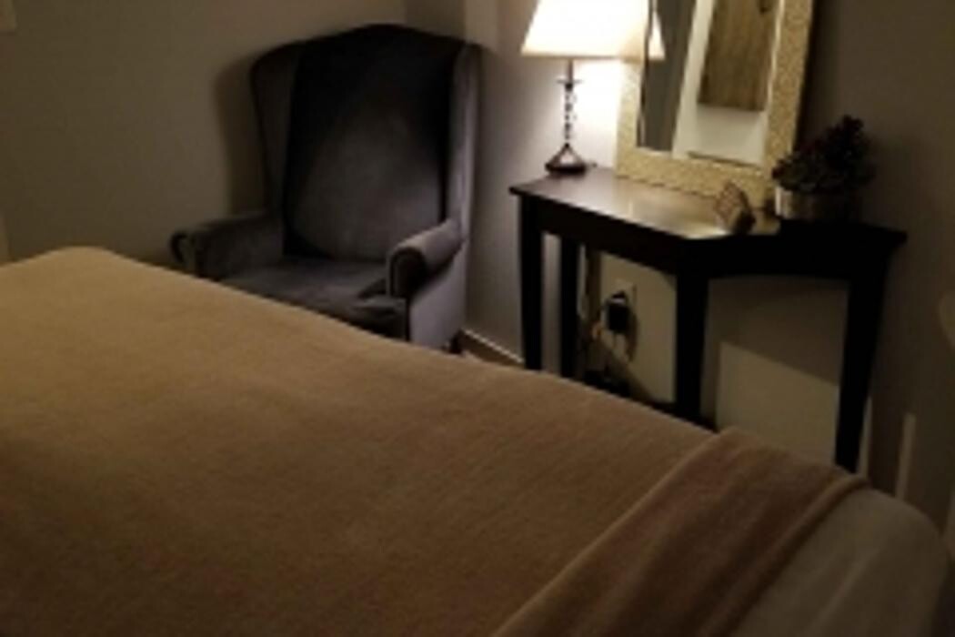 Images Genesis Massage Studio