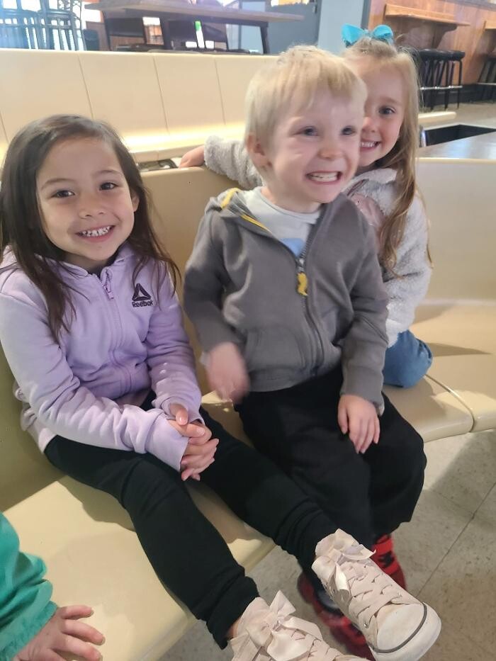 Images Kids Works, LLC