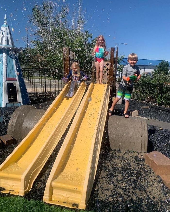 Images Kids Works, LLC