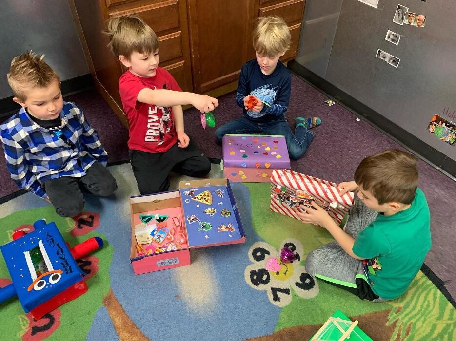 Images Kids Works, LLC