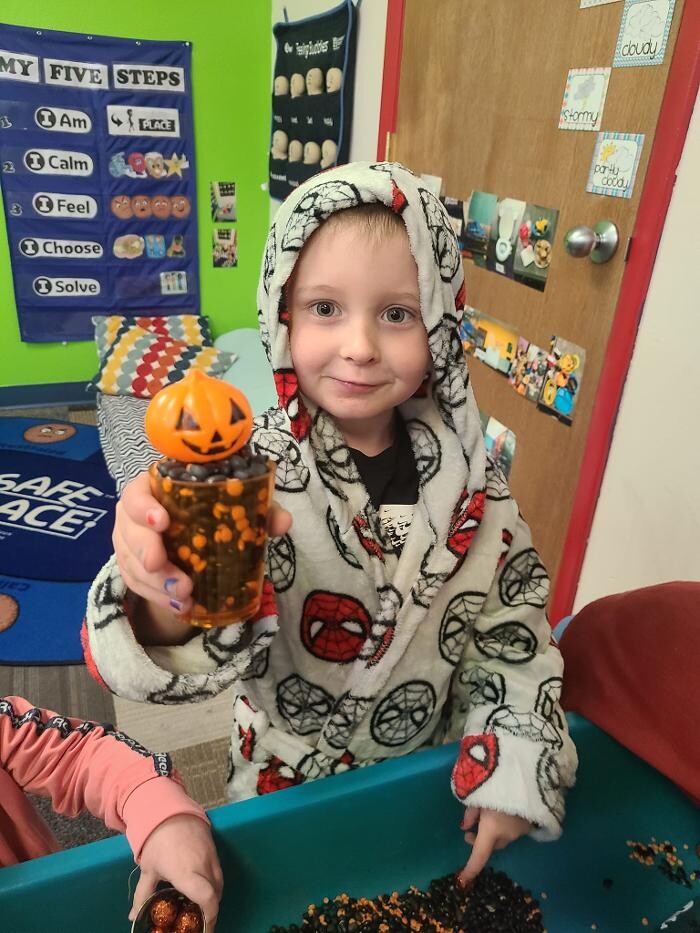 Images Kids Works, LLC