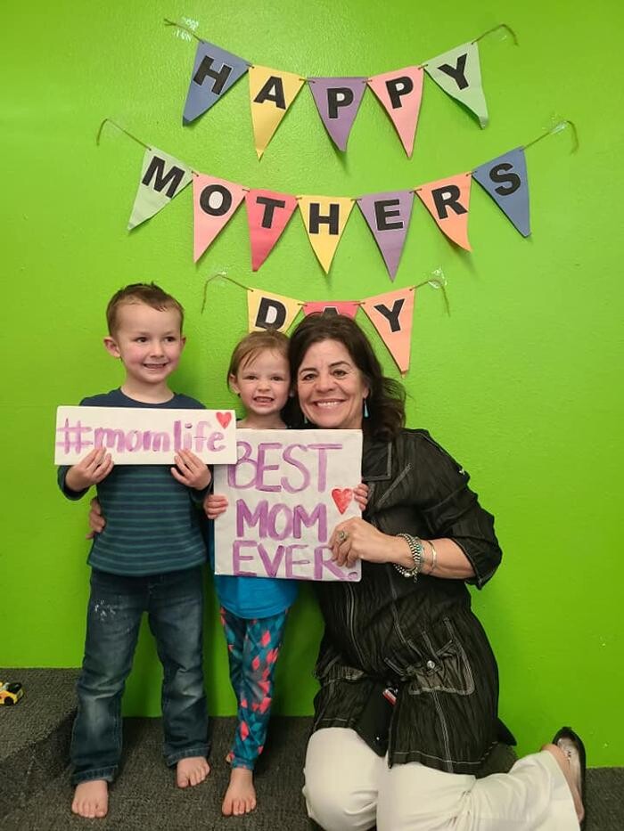 Images Kids Works, LLC