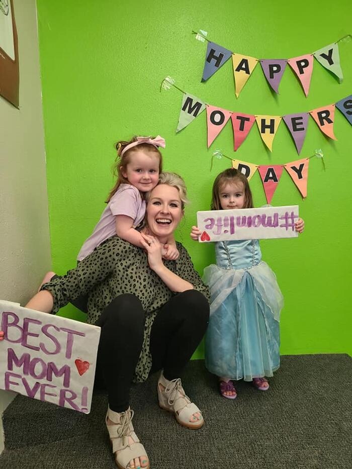 Images Kids Works, LLC