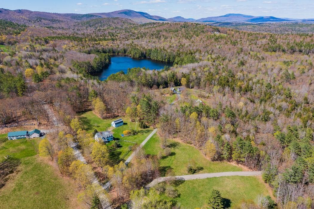 Images Vanessa Stone Real Estate, LLC