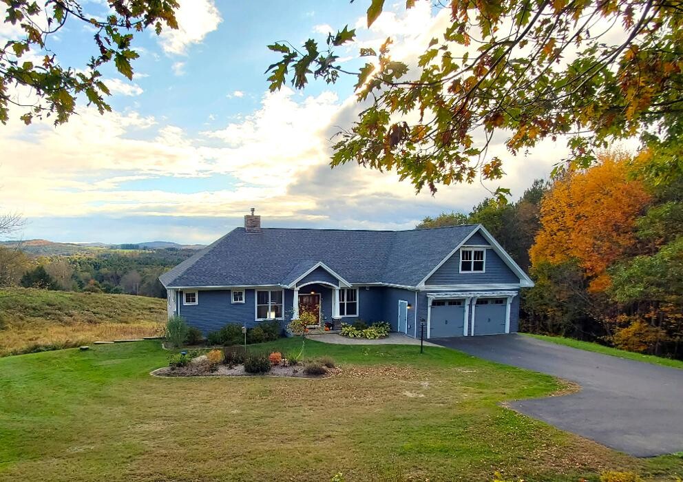 Images Vanessa Stone Real Estate, LLC