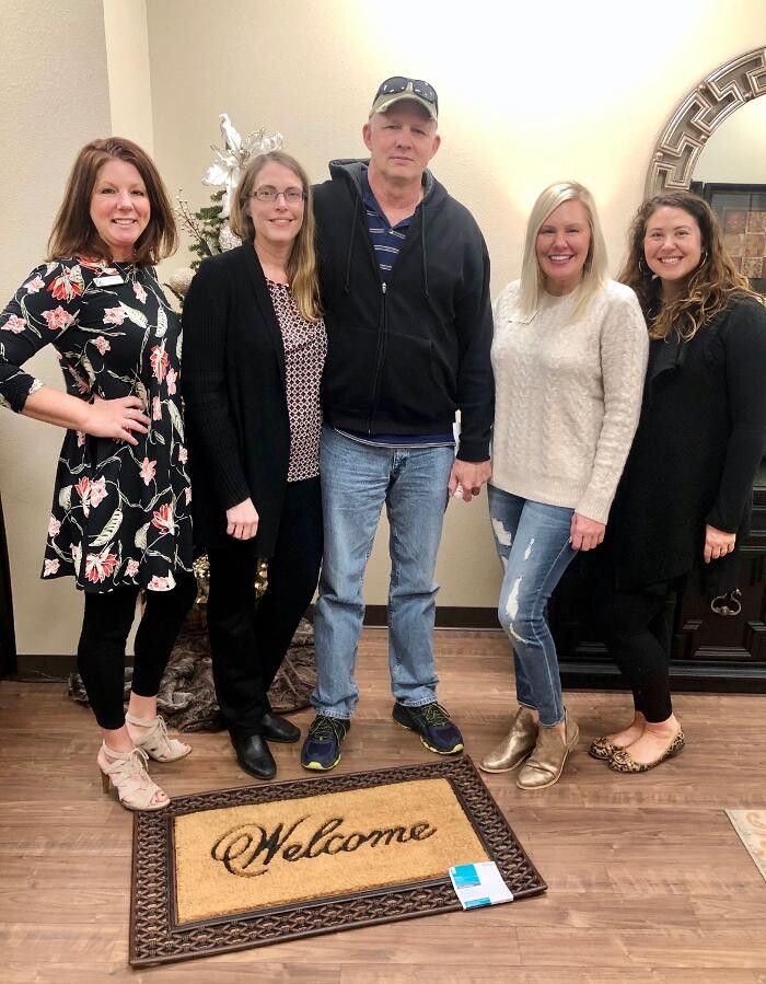Images Twenty-Two Realty - The Robyn & Lanae Team