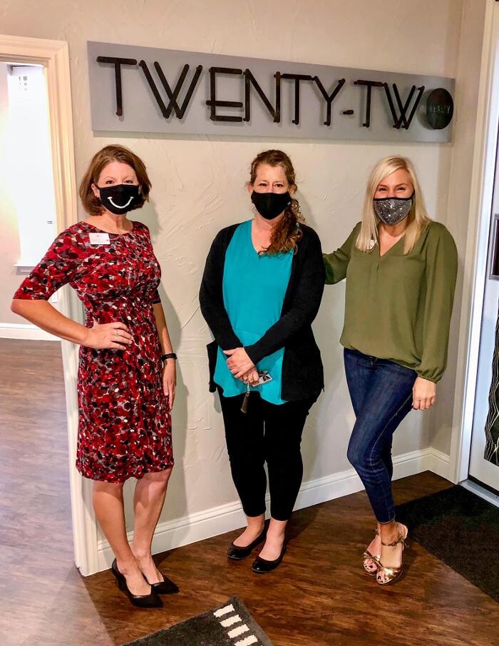 Images Twenty-Two Realty - The Robyn & Lanae Team