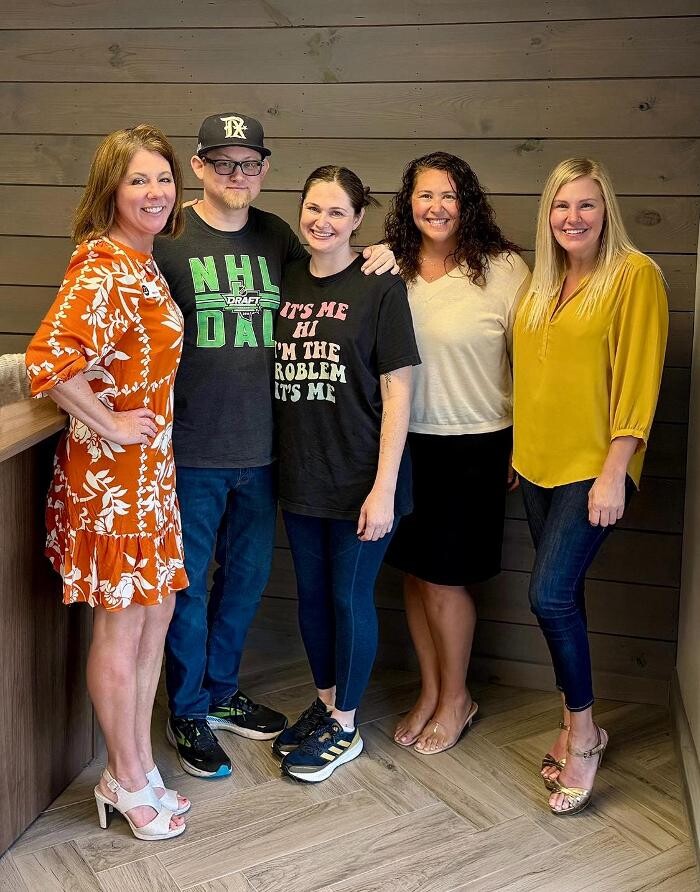 Images Twenty-Two Realty - The Robyn & Lanae Team