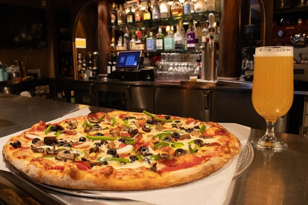 Images Pedro's Pizza Lounge