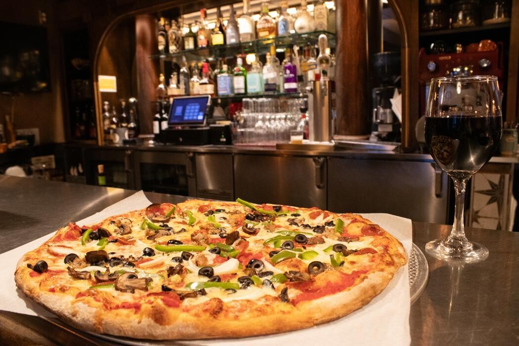 Images Pedro's Pizza Lounge