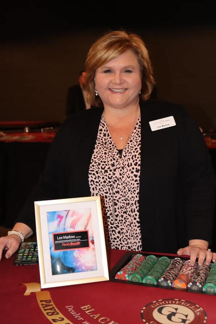 Images Lee Marlow - RealtySouth