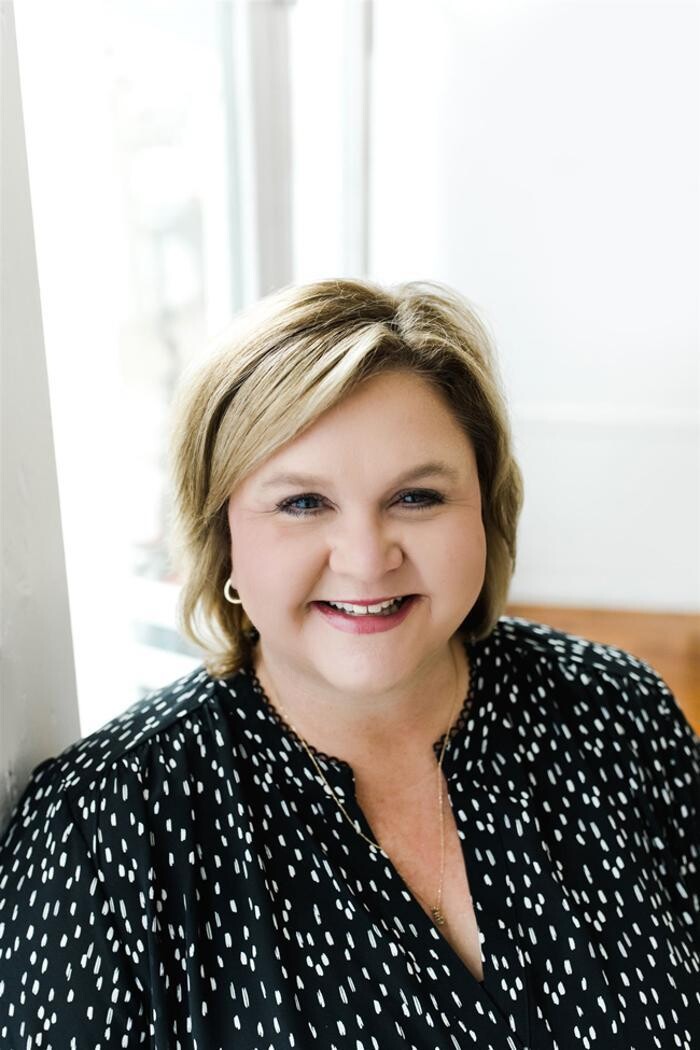 Images Lee Marlow - RealtySouth