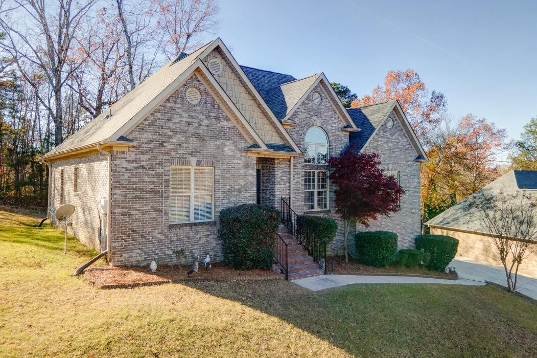 Images Lee Marlow - RealtySouth