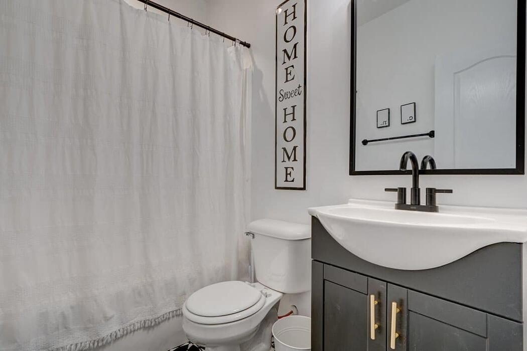 Images Lee Marlow - RealtySouth