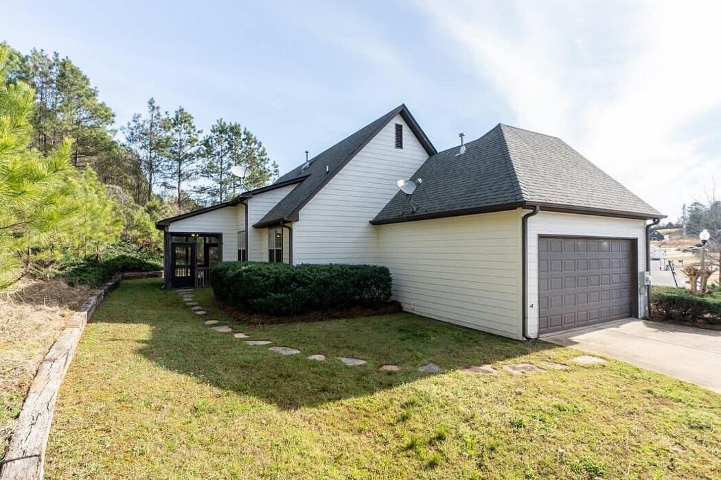 Images Lee Marlow - RealtySouth